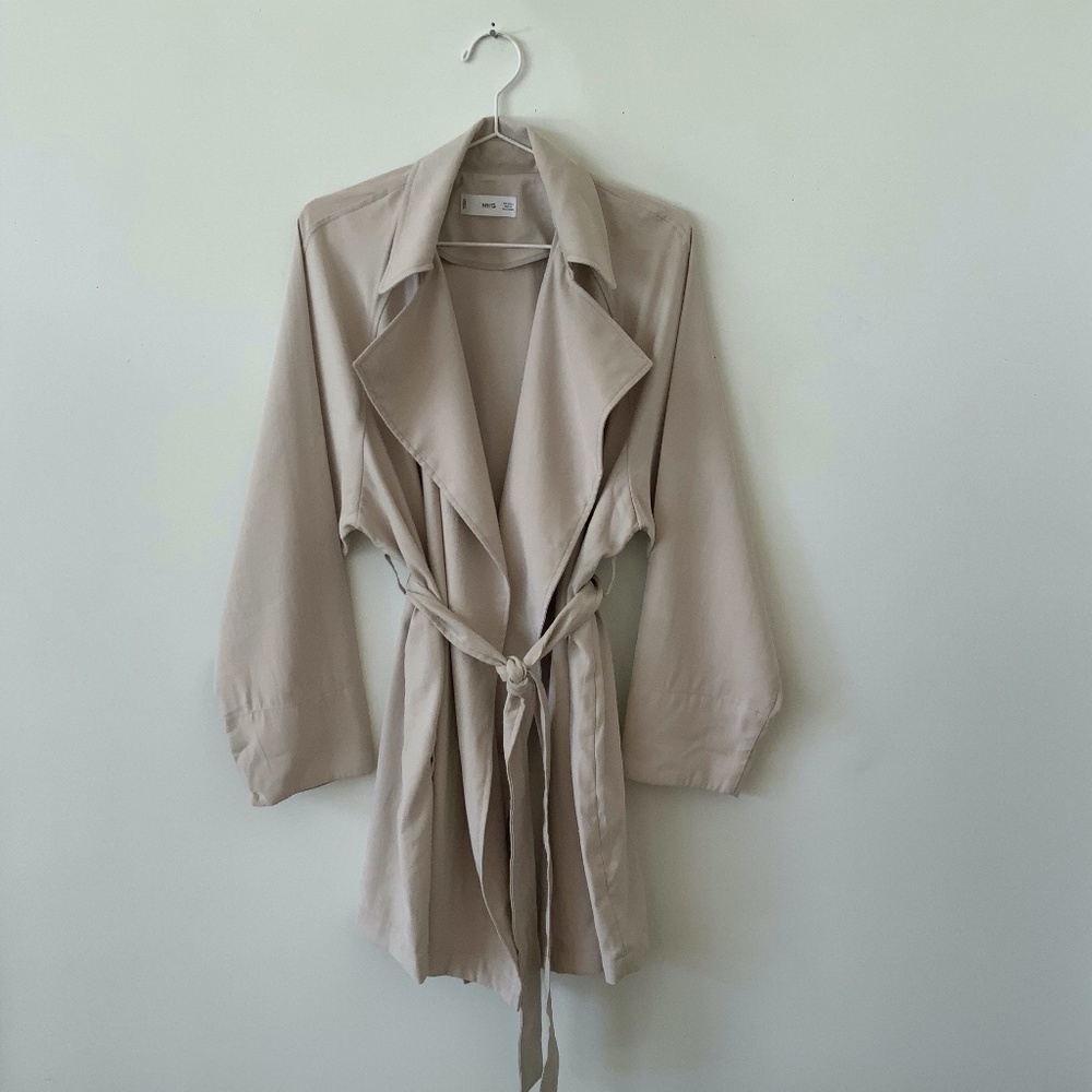 Flowy Oversize Trench